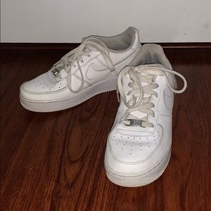 white nike Air Force 1s (size 9) 7Y